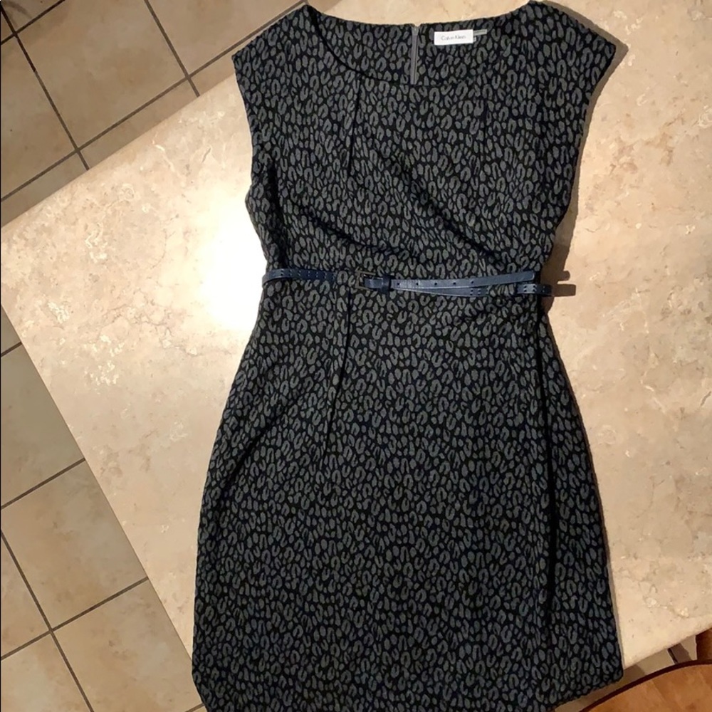 Calvin Klein Gray Fitted Dress!💕